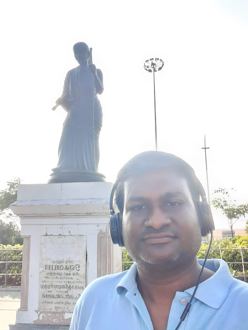 Suriyakumar Ashoka at the beach during his 2020 walking and weight-loss journey